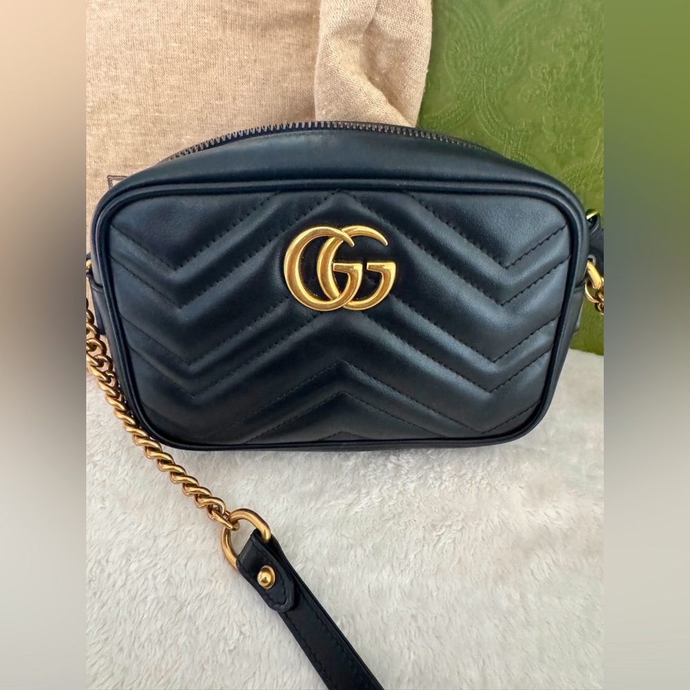 GUCCI GG Marmont Mini Crossbody Bag